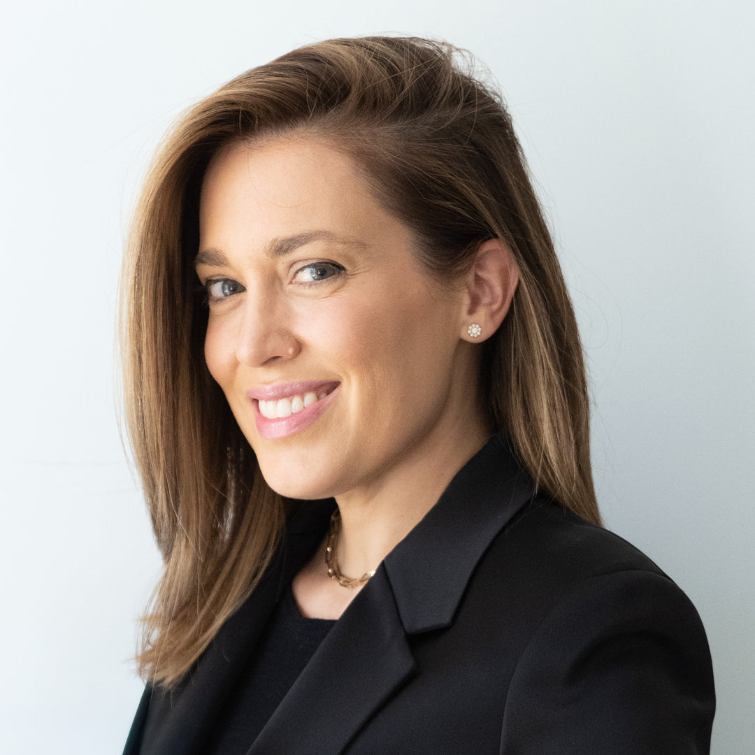 Doctor Headshot of Dr Alicia Robbins